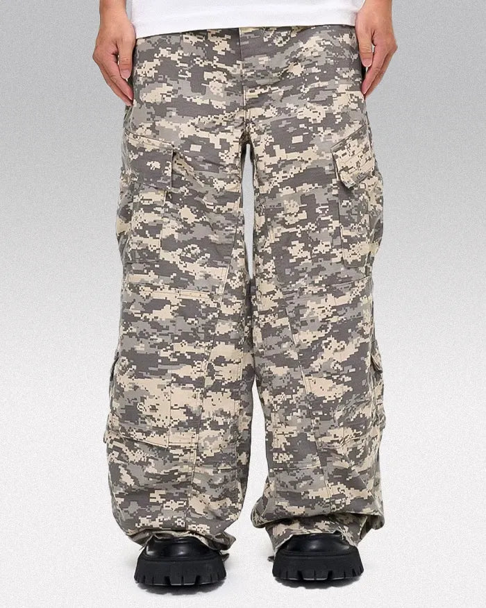 Baggy camo pants ’Titan’