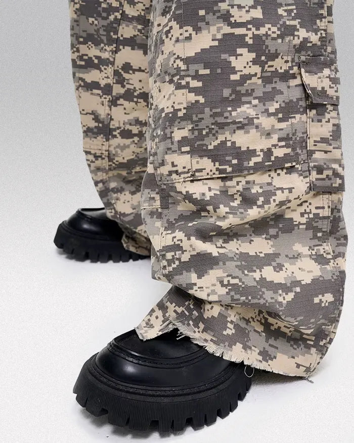 Baggy camo pants ’Titan’