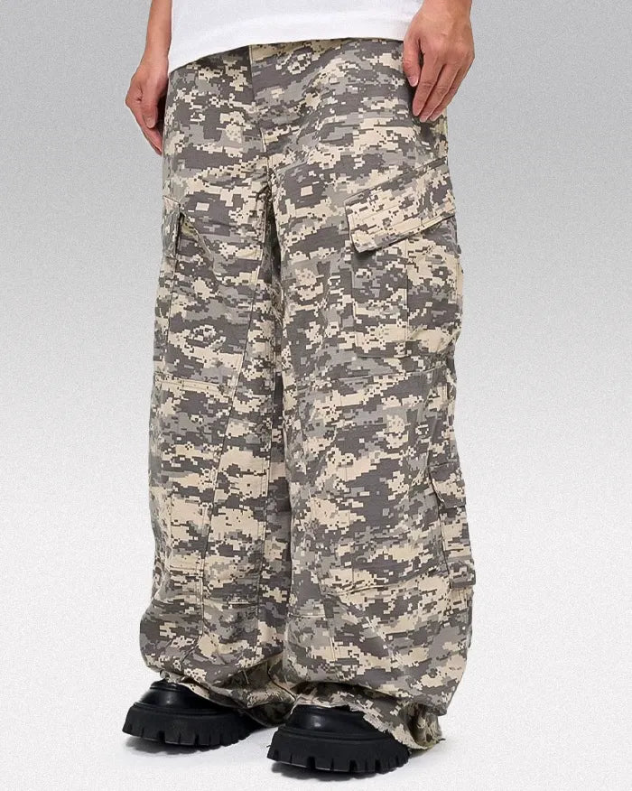Baggy camo pants ’Titan’