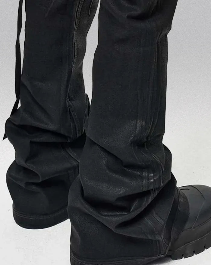 Black coated jeans ’Veridian’