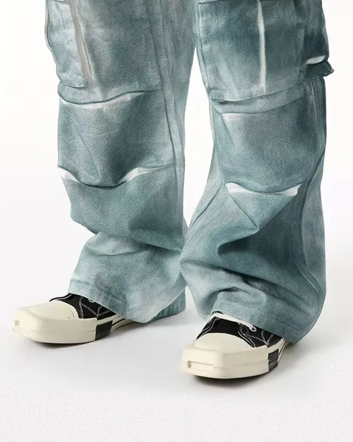 Distressed Cargo Jeans ’Surge’