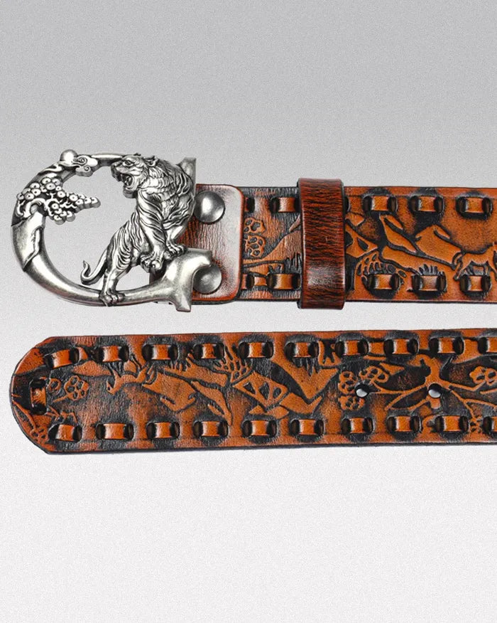Embossed leather belt ’Tyga’