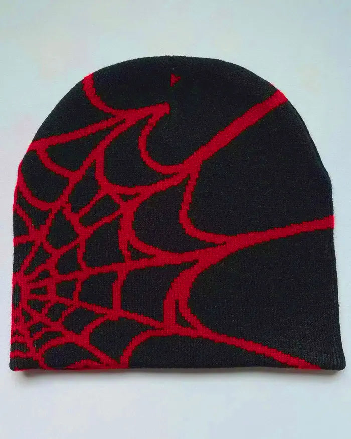 Spider Web Beanie ’Pyro’ - Black / Red