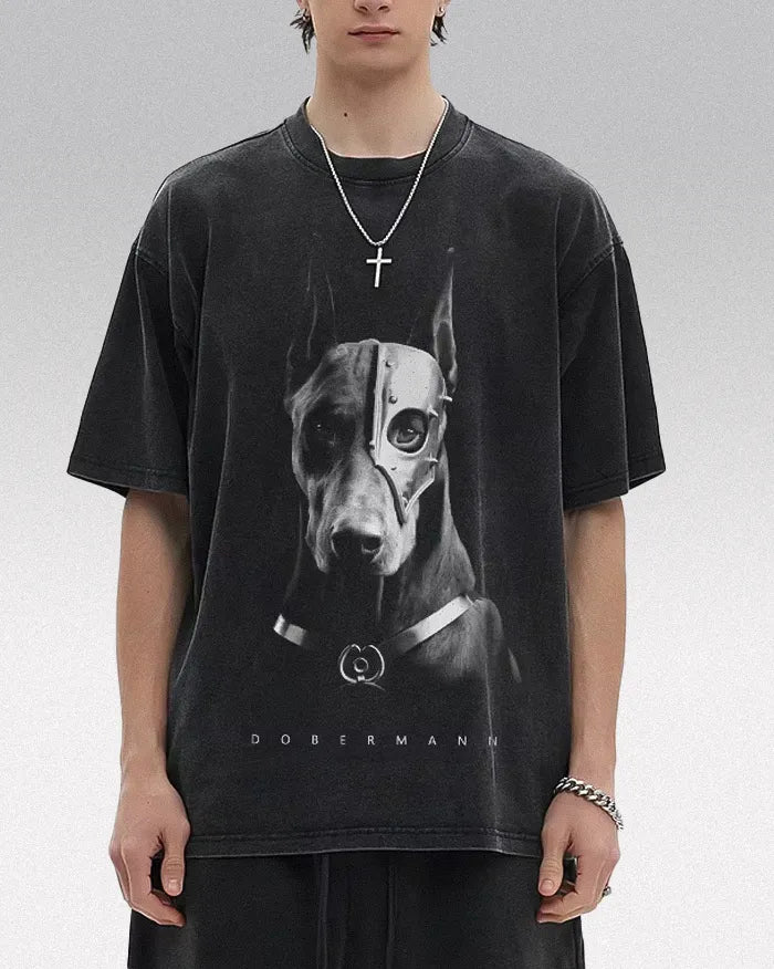 Streetwear graphic tee ’Dobermann’