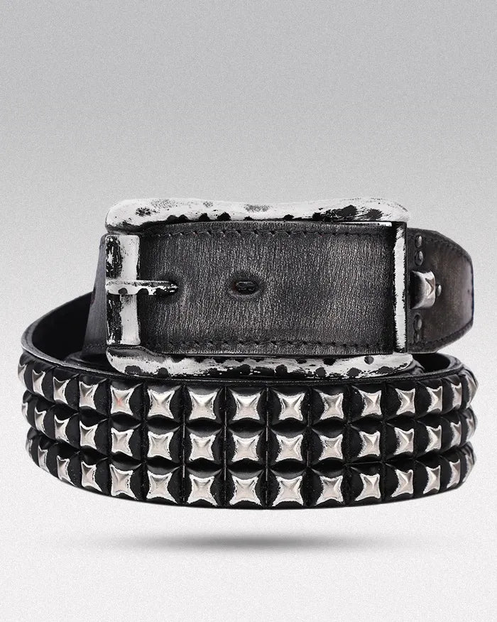 Studded leather belt ’Circuit’