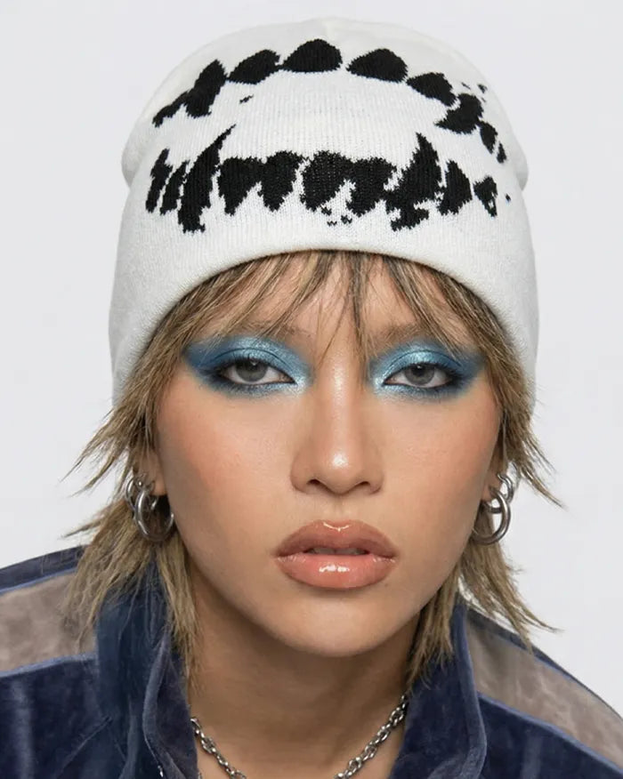 Y2k Beanie ’Raptor’ - White / one size