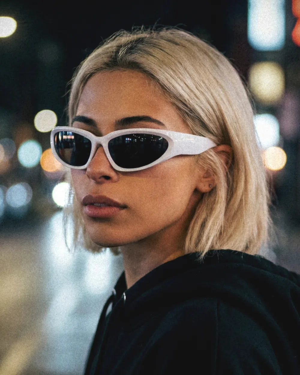 Y2K White Sunglasses ’Swift’