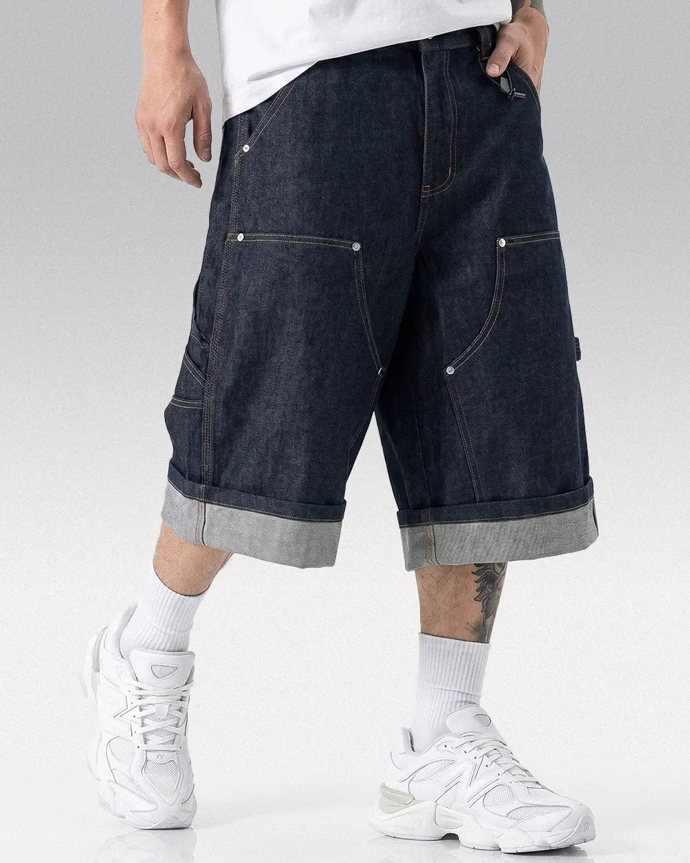 Baggy y2k jorts ’Crest’
