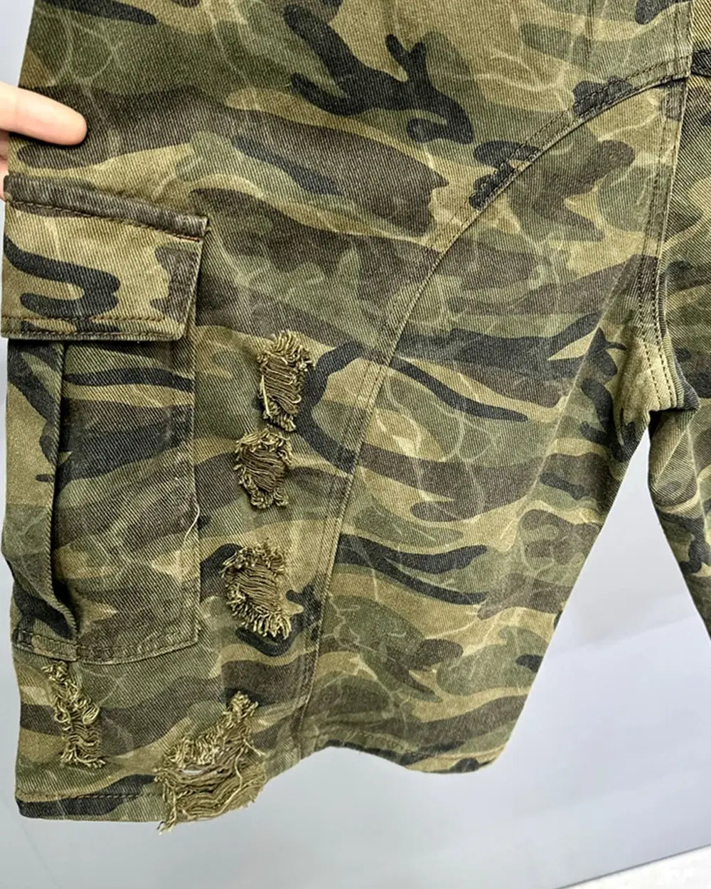 Cargo Camo Jorts ’Feral’