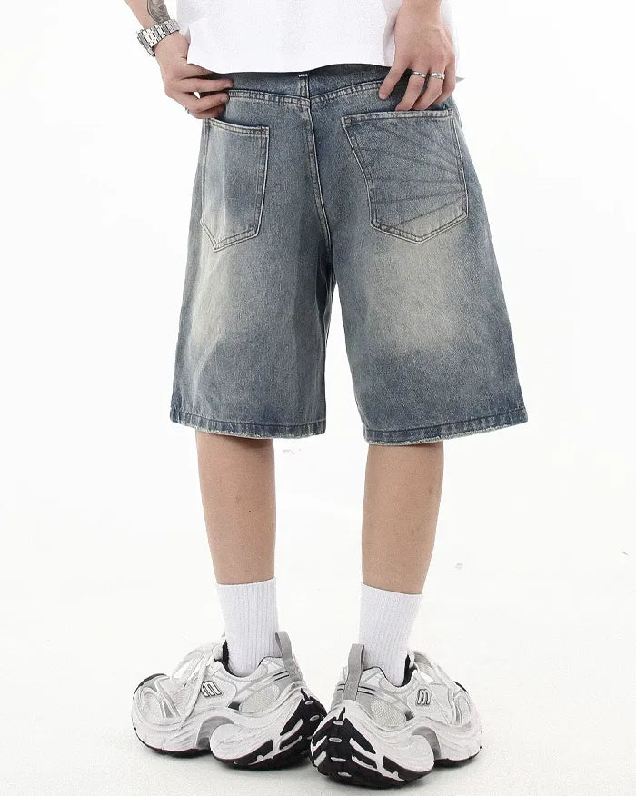 Distressed jorts ’Vortex’