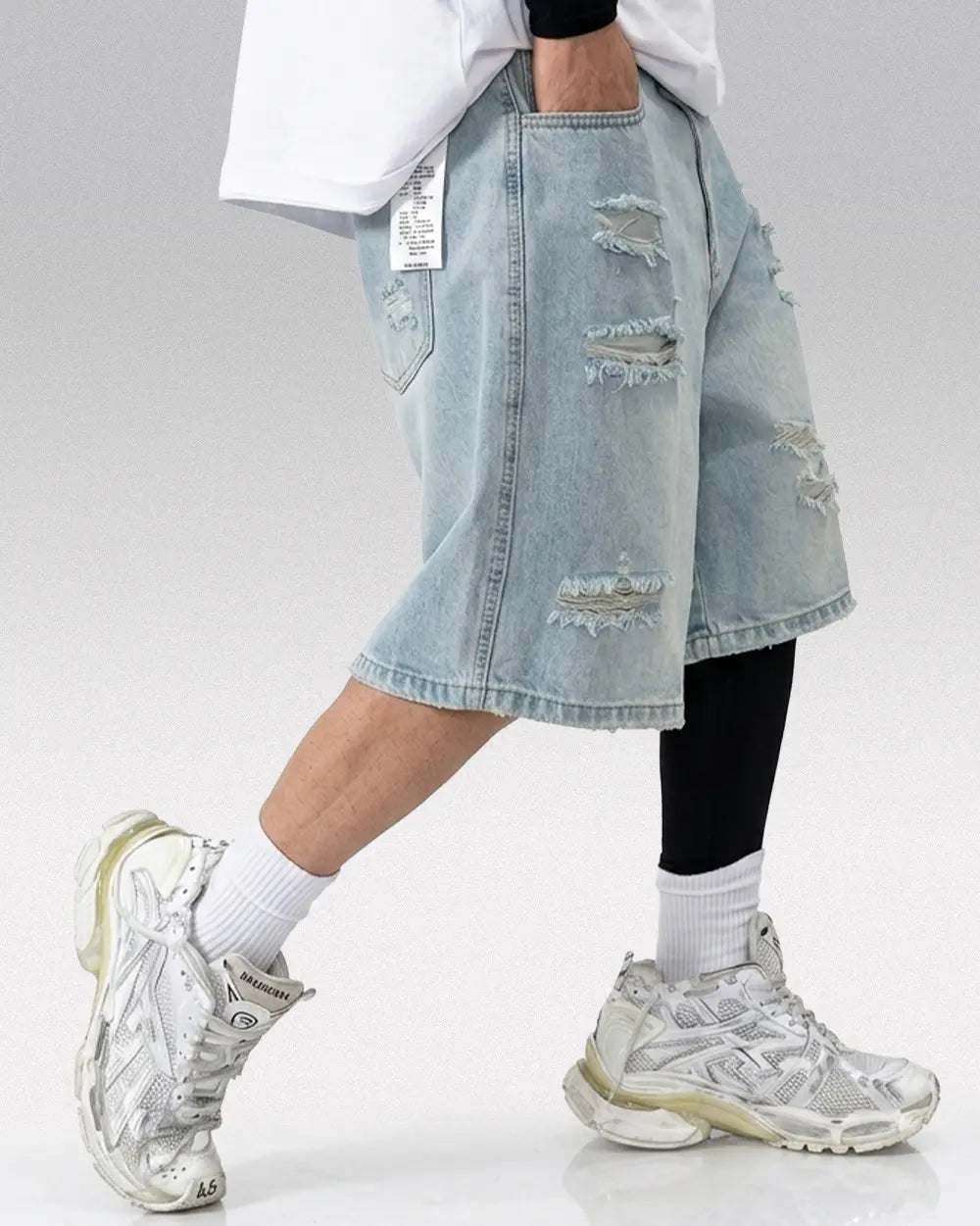 Loose jorts ’Fission’ - Light Blue / S