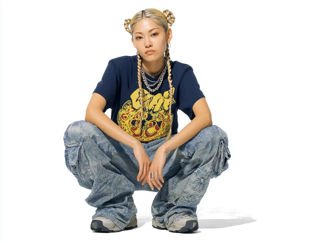 blonde girl in y2k style