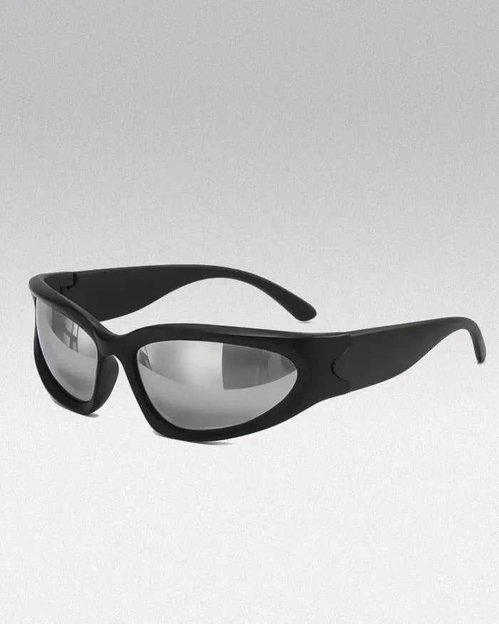 Sunglasses Y2K ’Swift’ - Black / Silver